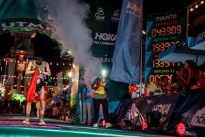 BIB: 140, 049909, 100, 1539, 135513
                            <button type="button" onclick="openModal(24850217)" class="btn btn-primary btn-sm float-right btn-popup" data-toggle="modal" data-target=".modal-high-quality">
                        <i class="fas fa-shopping-cart"></i> Add to Cart
                    </button>
                                            <button type="button" onclick="isThisMe(24850217, true)" class="btn btn-success btn-sm float-right btn-popup btn-isme hidden" data-toggle="tooltip" data-placement="bottom" title="นี่คือรูปของคุณใช่ไหม คลิกที่นี่เพื่อเอาเข้าอัลบั้ม">
                        <i class="fas fa-plus"></i> Add to album
                    </button>
                    <button type="button" onclick="isThisMe(24850217, false)" class="btn btn-warning btn-sm float-right btn-popup btn-isnotme hidden">
                        <i class="fas fa-ban"></i> Remove from album
                    </button>